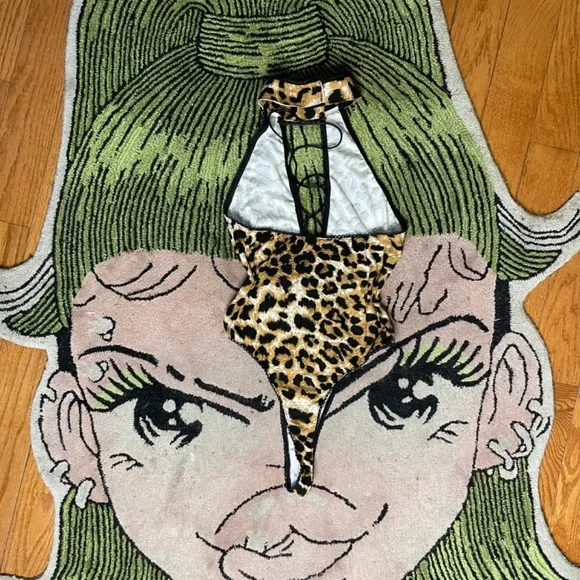 Vintage Frederick’s of Hollywood bodysuit - Picture 2 of 3